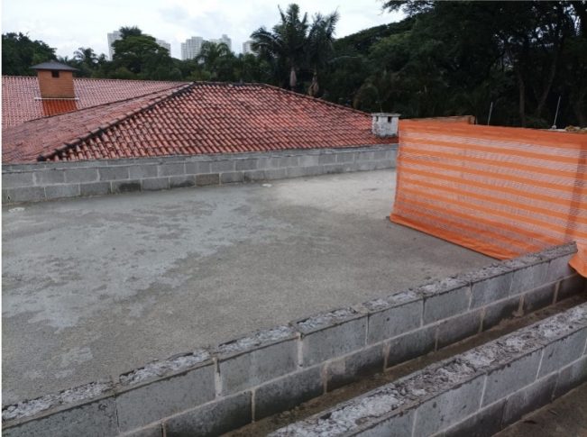17/02/23 - Regularização da cobertura para impermeabilização (Casas 4 e 5).