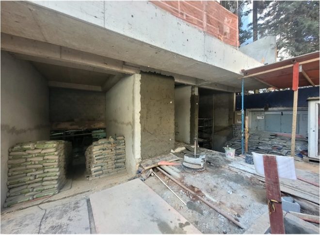 18/06/24 - Fiação elétrica nas escadas de emergência.
